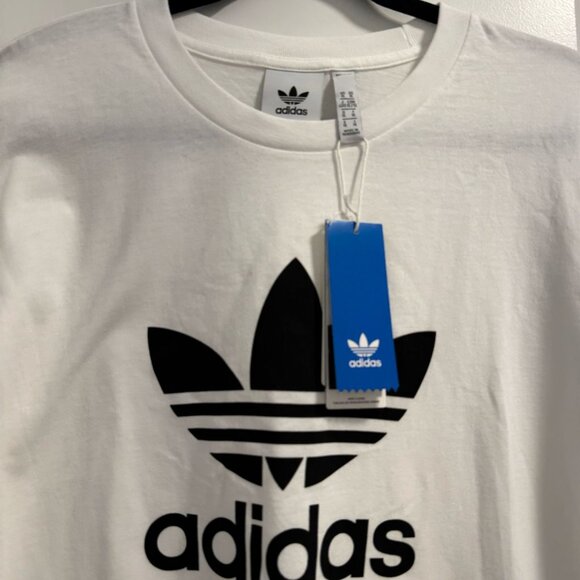 Adidas White Men’s T-Shirt with Logo — Size XXL | NWT (Never Worn) - Picture 5 of 6